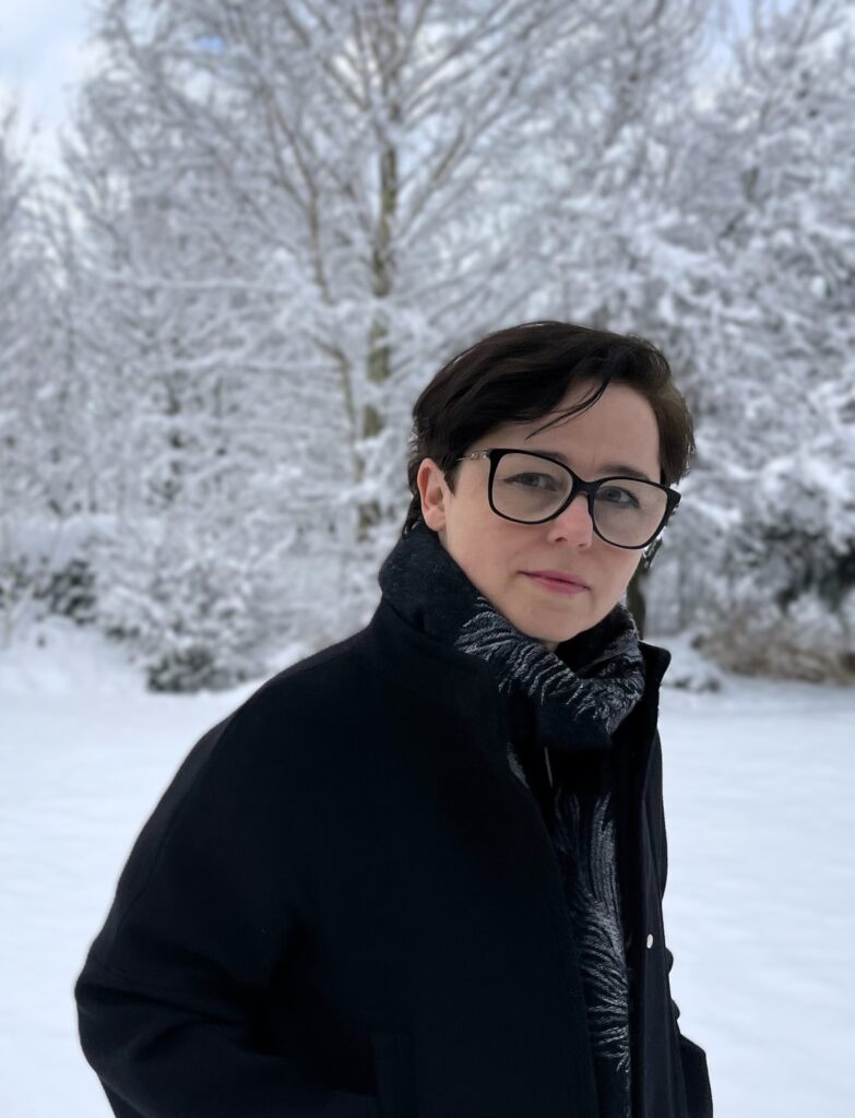 Ksymena Filipowicz-Tokarska projektowanie i prowadzenie świeckich i świecko-wyznaniowych ceremonii osobistego pożegnania
