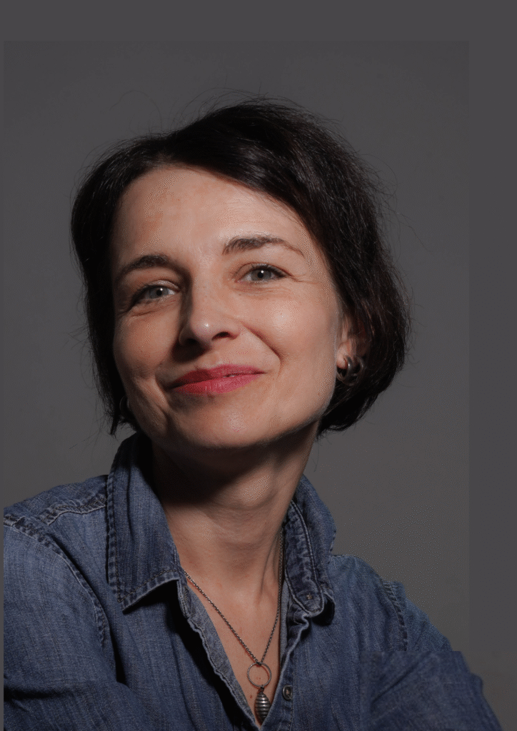 Dorota Oyrzanowska – celebrantka ceremonii humanistycznych i świeckich, projektantka biżuterii żałobnej